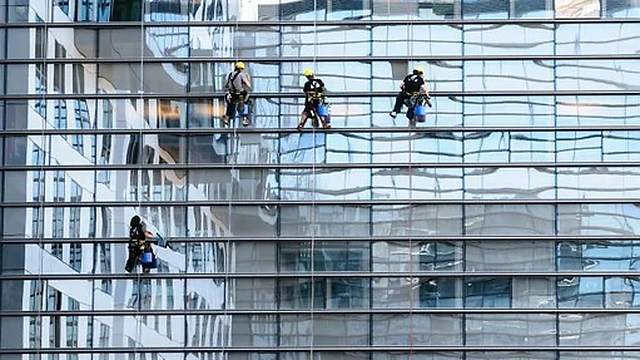 High Rise Window Cleaning in Lone Tree CO