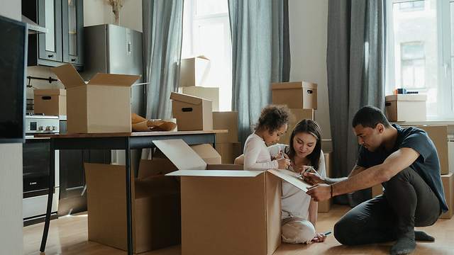 How To Pick Out Your Home in the New Job Market? 