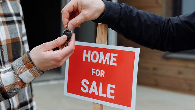 We Buy Houses in Massachusetts - Sell My House Fast