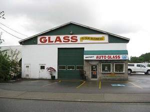 Leading Mission BC Auto and Window Glass Shop Shows Support for Community