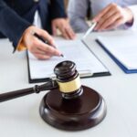 Expert Witnesses in Personal Injury Cases: How They Can Make or Break Your Claim