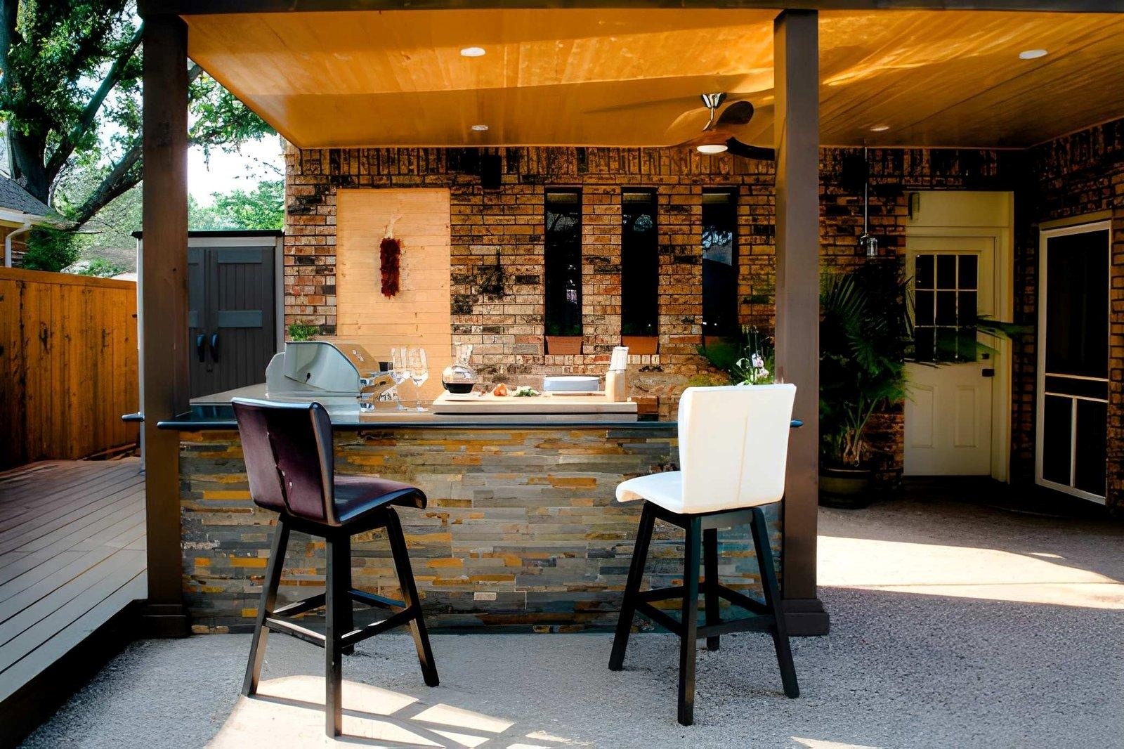 Outdoor Entertainment